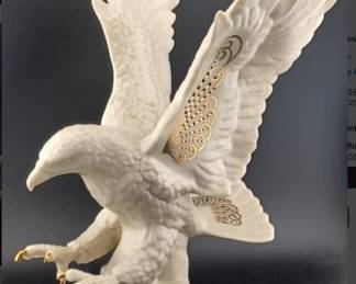 Large Eagle porcelain figurine by Lenox