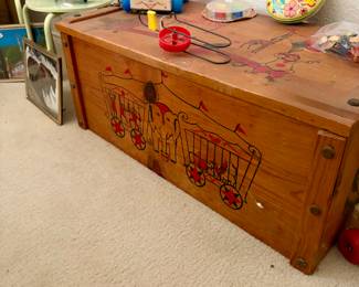 Circus theme Midcentury toy box 