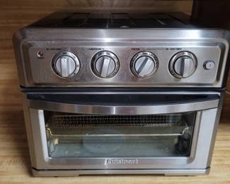 Airfries, Toast, Bakes, This Cuisinart Does it all