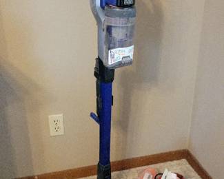 Black Decker 20V Vacuum Dirt Devil Hand Vac