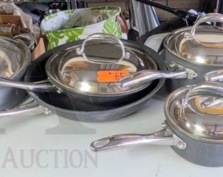 KITCHEN POT AND PANS 