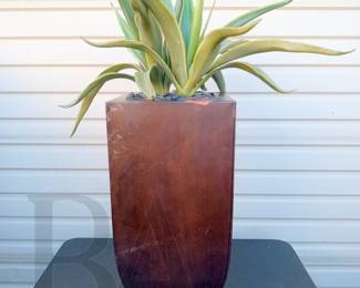 FAUX SUCCULENT DECOR