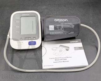 OMRON BLOOD PRESSURE CUFF 