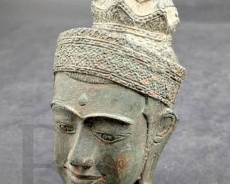 THAI BUDDHA HEAD