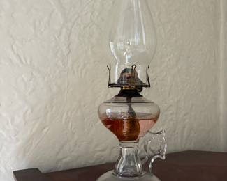 Working Antique oil Lamp