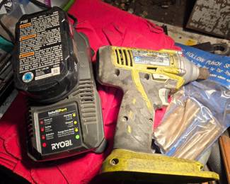 Ryobi 18V Impact Driver P234G, charger & battery (charged)