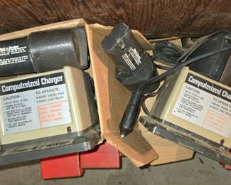 B&D drill chargers & batteries (batteries need reconditioned)