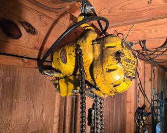 Budgit 1/2 Ton Electric Hoist