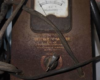 ONAN Trickle Charger (works)