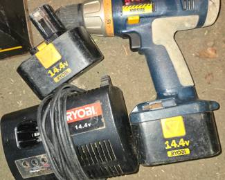 Ryobi 14.4V R10521 3/8" Drill (good charger, batteries need refurbished)
