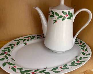 Holly Serving Pieces - Shibata, China