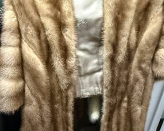 Fur Capelet