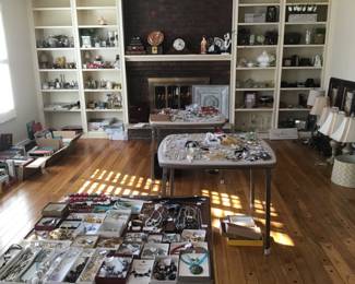 Jewelry, lamps, books, home decor