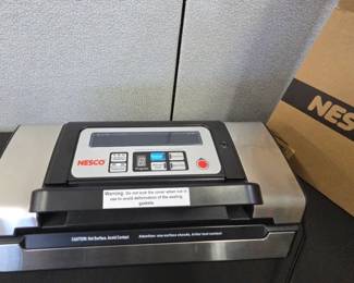 Nesco Heavy Duty Vacuum Sealer