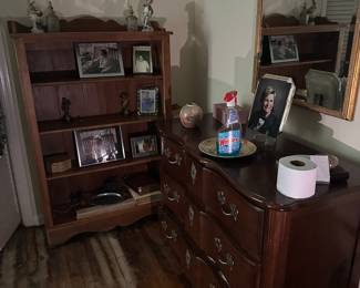 Bookshelf and Chest of Drawers - Mahogany 
