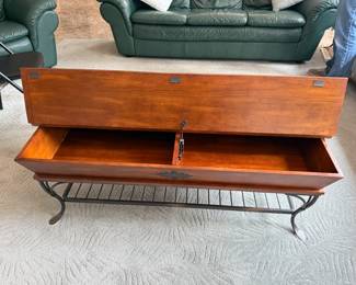 Beautiful Raymour & Flanigan Storage Coffee Table with 2 matching side tables 52" x 28"D x 18"H
