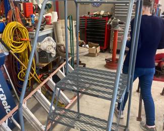 Rolling metal stairs