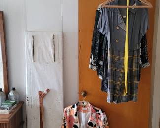 Vintage Women's Clothing