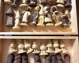 VINTAGE YORUBA THORNWOOD CHESS SET