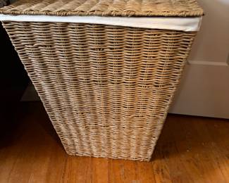 SEVERAL NEW LARGE HAMPERS