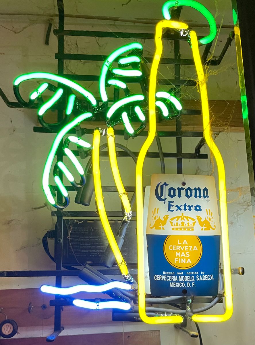Corona Neon Light with Palm Tree 