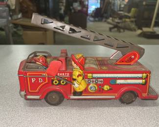 1960s metal toy firetruck