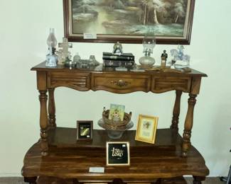 MATCHING COFFEE TABLE & SOFA TABLE