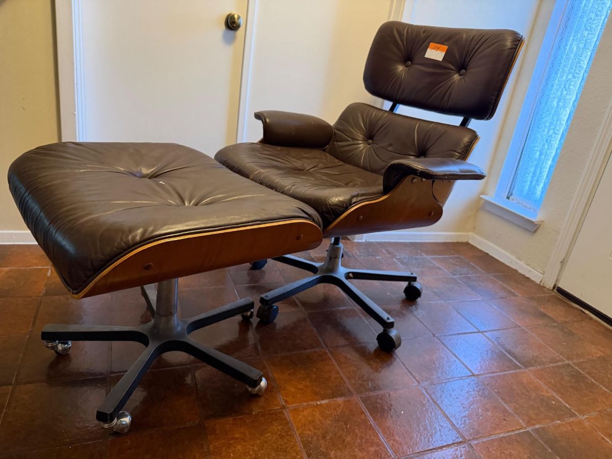 Herman Miller Eames Chair