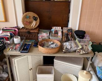 Sewing items, Bath items