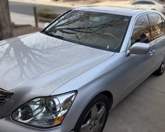 2005 LEXUS LS 430 with 45K miles