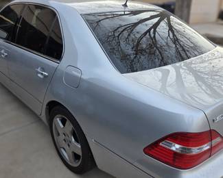 2005 LEXUS LS 430 with 45K miles