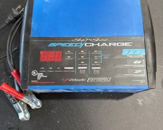 Battery Trickle Charger