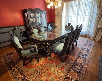 More rugs and dinning table with 8 chairs and 2 extra side chairs exact match. this table comes with 3 removable insert pieces that can be used as side table when not inserted into table,