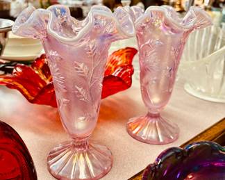 Vintage Fenton ruffled vases...