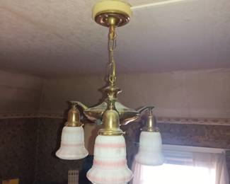 Another great old ceiling mounted light