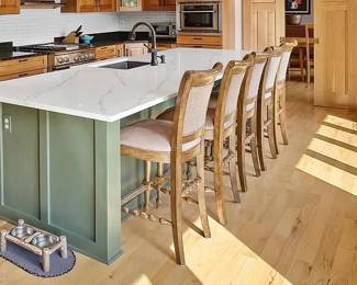 Quality bar height, stools.