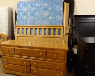 bedroom set