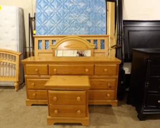 bedroom set
