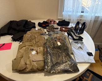 Men’s good/new pants. :38 waist