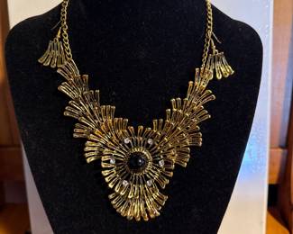 Vintage statement piece necklace and earrings