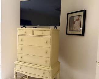 Nicely finished painted furniture, LG Smart TV 