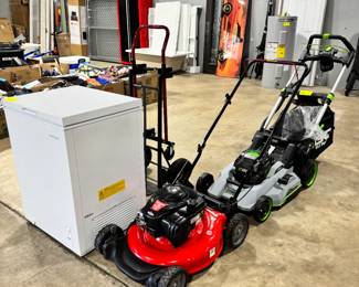 Chest Freezer, Dollie & Lawn Mowers Orlando Estate Auction
