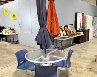 Patio Table & Umbrella Orlando