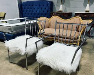 Fluffy Chairs Orlando Estate Auction
