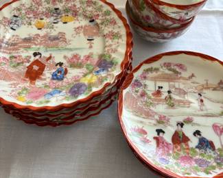 Antique Japanese Porcelain Dish Set 