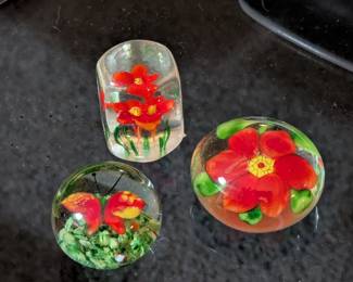 Cute floral paper weights