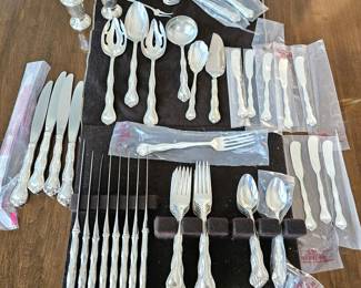 - Gorham Rondo Sterling Silver Flatware Lot 65 Pcs Serving Pieces Salt Pepper 2,012g Excluding Knives