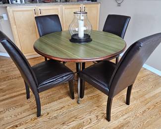 Round Wood & Iron Pedestal Dining Table w 4 Black Chairs 47” Diameter