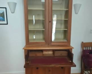 001 — Antique 19th Century Secretary
40 × 18 × 80.5