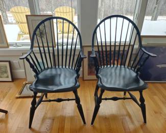 009 — Pair of Warren Chair Works Windsor Chairs – Black
23 × 24 × 37